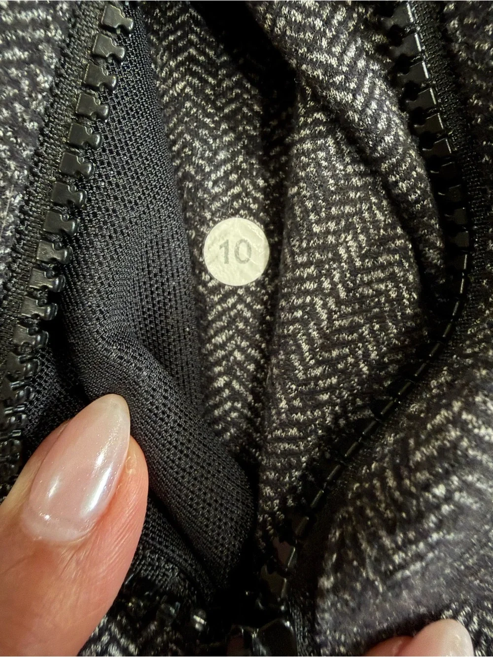 EUC Lululemon Define Jacket Size 10 Black/Gray Herringbone - Picture 3 of 6